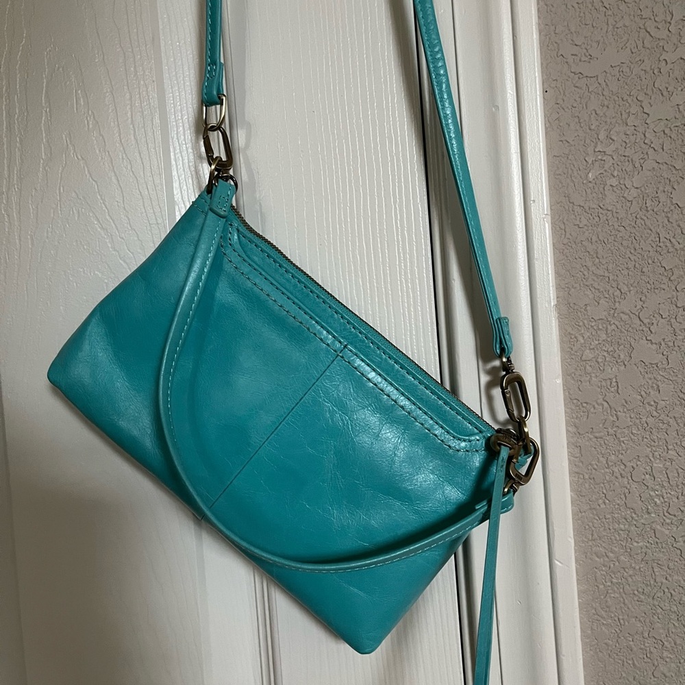 Hobo turquoise crossbody Darcy - Picture 6 of 11